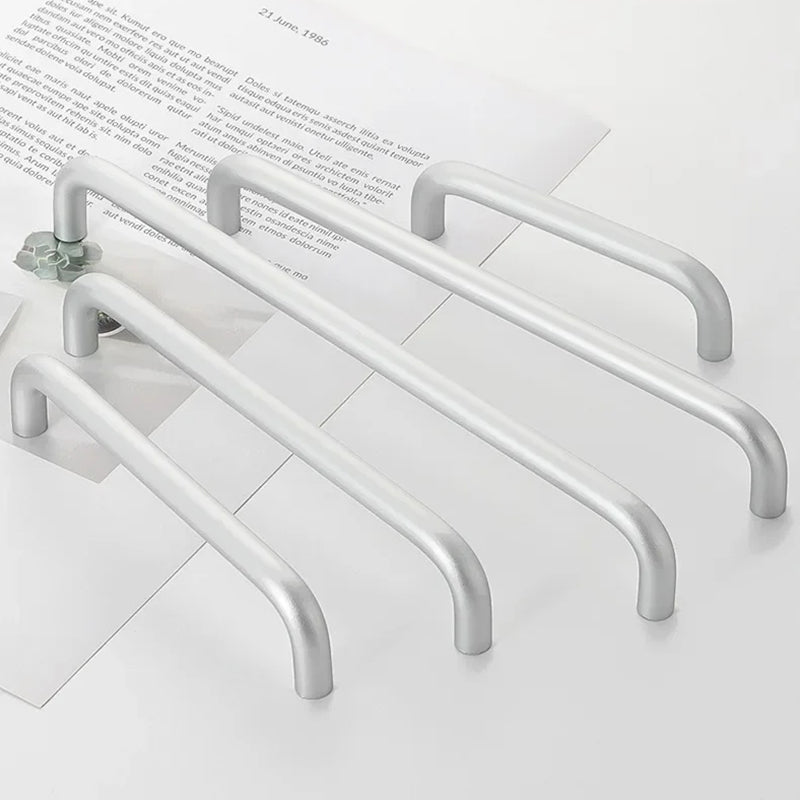 Silberne Aluminium-Küchengriffe – Modernes Design für Küche, Schränke & Kommoden