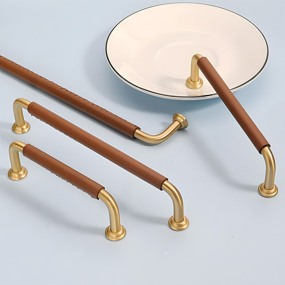 Braunes Rindsleder & Messing Satin Finish Schranktür Griff