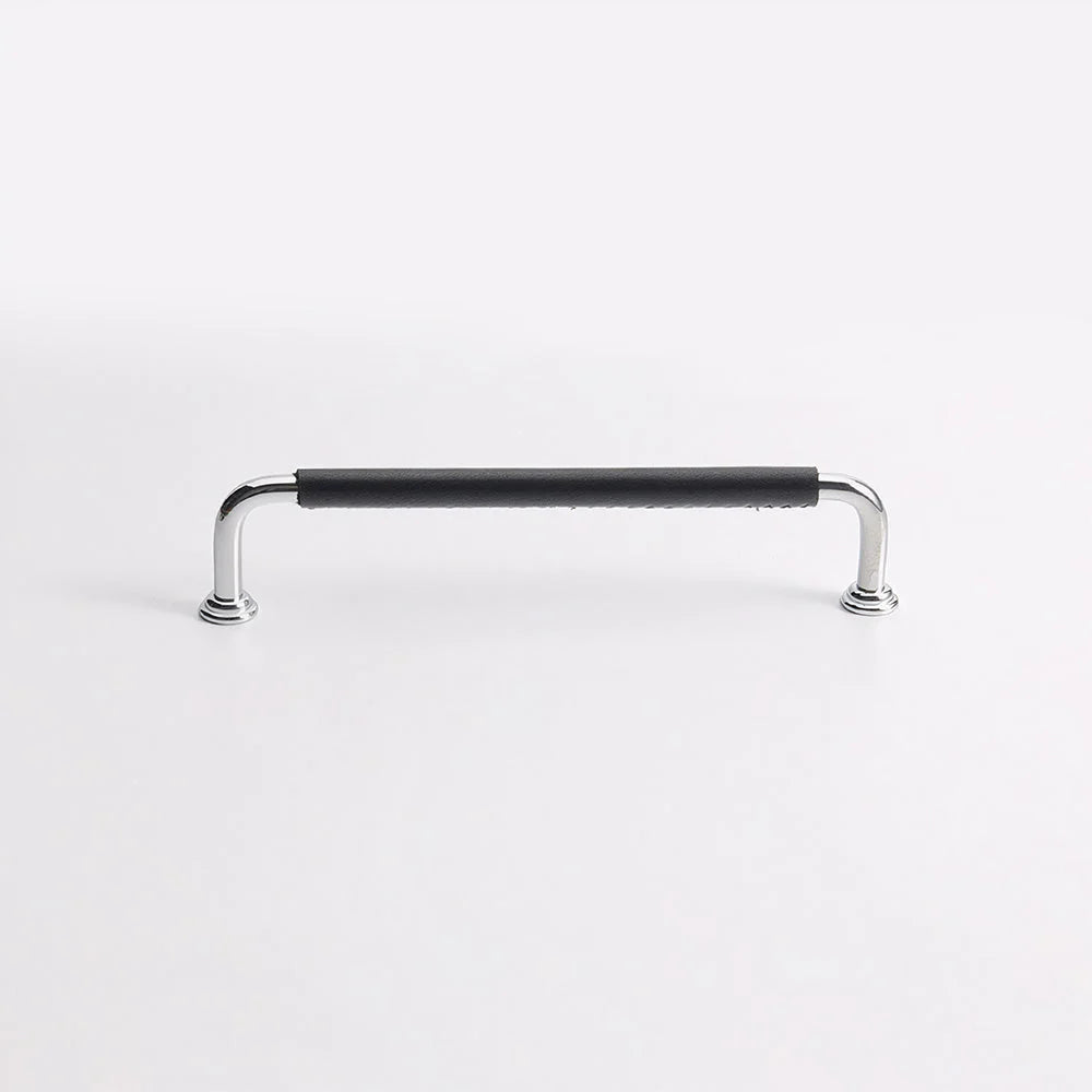 Schwarzes Leder & Messing Satin Finish Küche Schranktür Griff