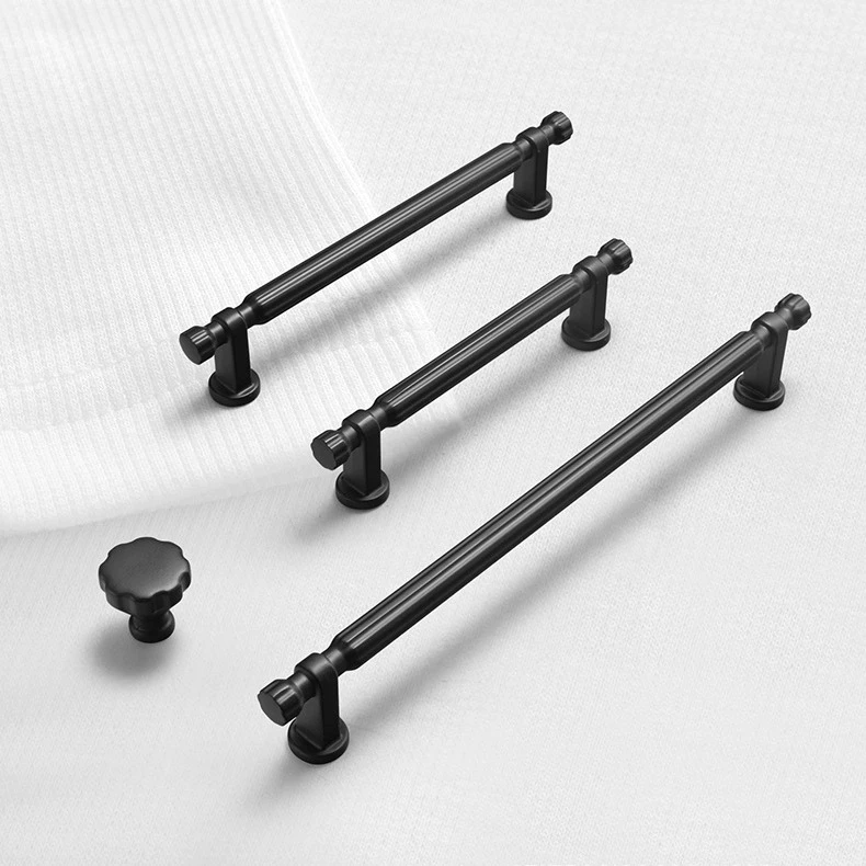 Mattschwarzer Moderner Küchengriff