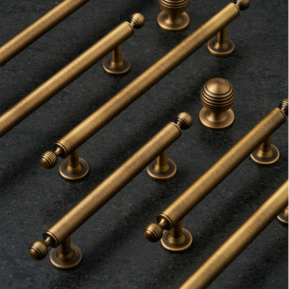 Amerikanischer Bronze Finish Schrank Tür T-Bar Griff