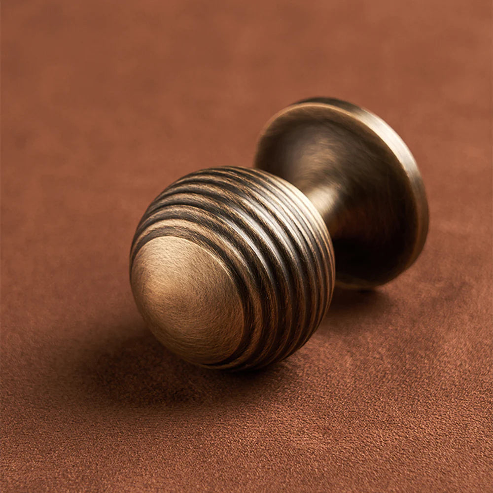 Amerikanischer Bronze Finish Schrank Tür T-Bar Griff